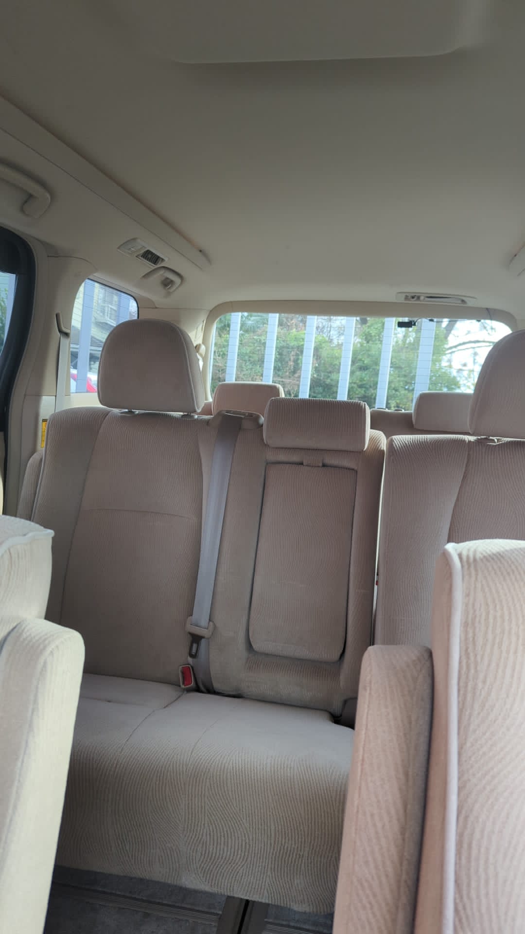 2013 Toyota Alphard